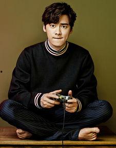 四川小李爆料李易峰视频,引发网友热议  第1张